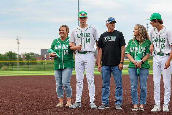 Seniors 0506-81