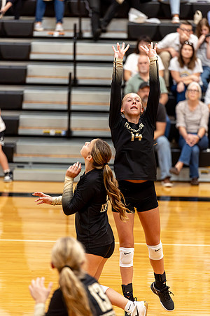 10052026Farm8VB_14-142