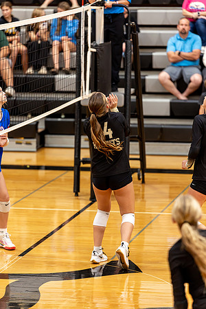 10052026Farm8VB_34-122