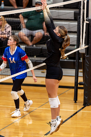 10052026Farm8VB_34-33