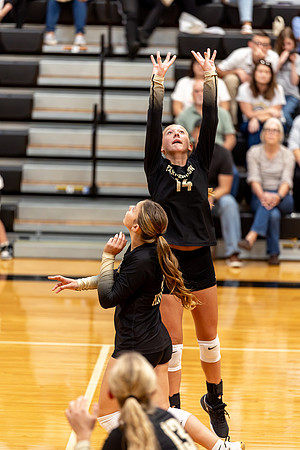 10052026Farm8VB_14-141
