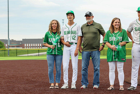 Seniors 0506-69