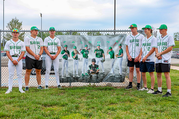 Seniors 0506-105